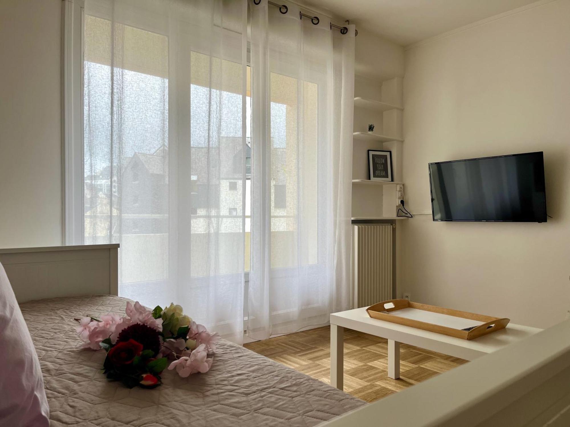 Grand Appartement A Deux Pas De La Vieille Ville Vannes Exteriér fotografie